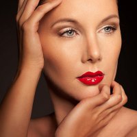 beauty make-up by Yasmin Vardar - Fotograf: Jennifer Töben