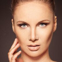 beauty make-up by Yasmin Vardar - Fotograf: Jennifer Töben